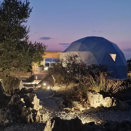 Bed and Breakfast Dome Bally Kampia